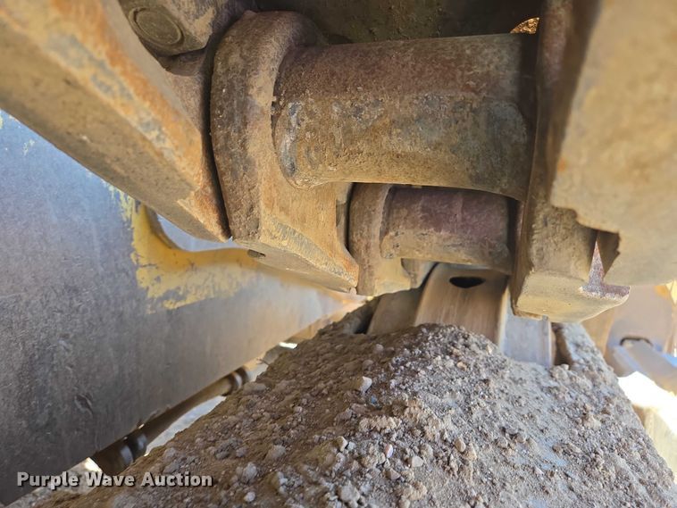 image for item EB1419 2006 Komatsu D155AX-5 dozer