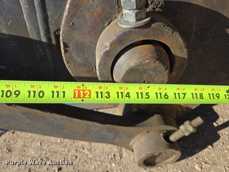 image for item EB1420 2007 John Deere 200D excavator
