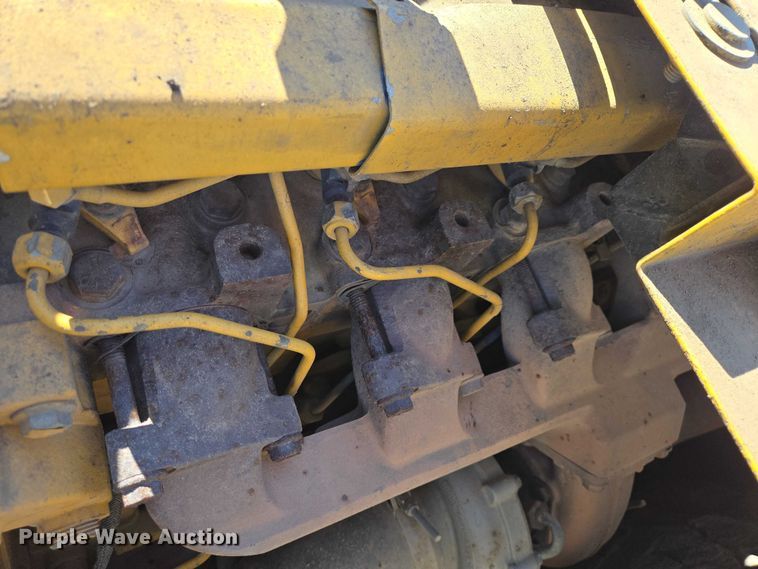 image for item EB1420 2007 John Deere 200D excavator