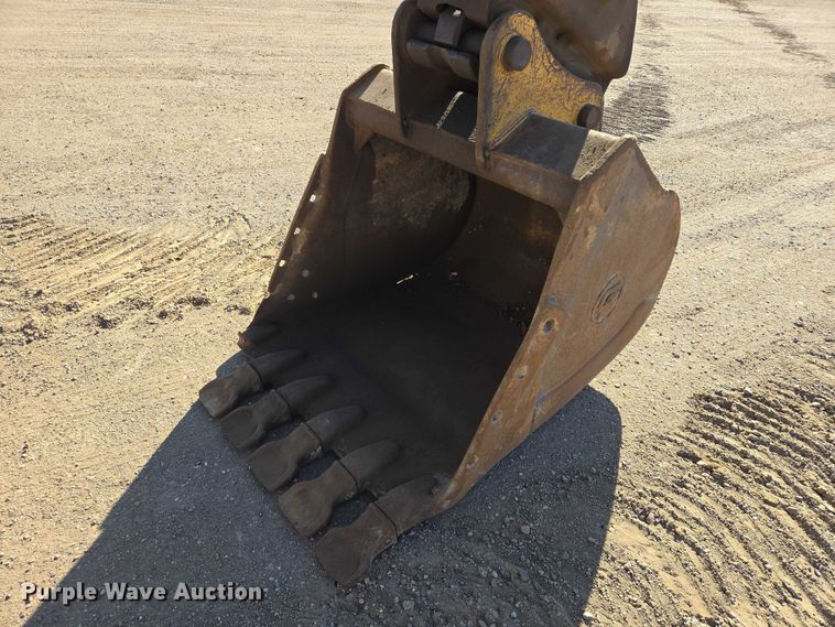 image for item EB1421 2006 Kobelco SK210LC excavator