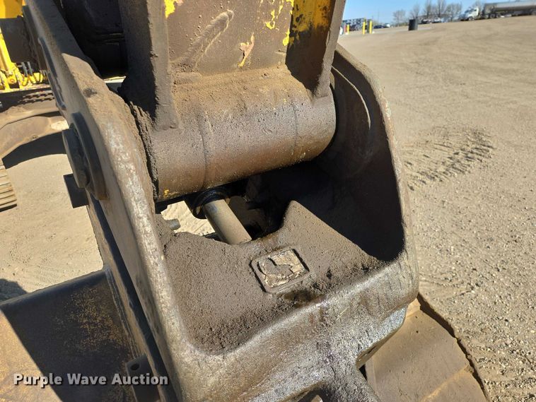 image for item EB1421 2006 Kobelco SK210LC excavator