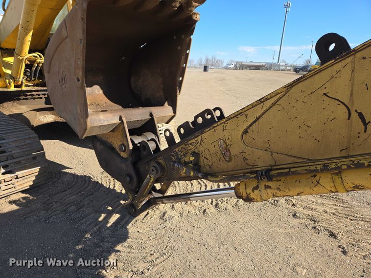 image for item EB1421 2006 Kobelco SK210LC excavator