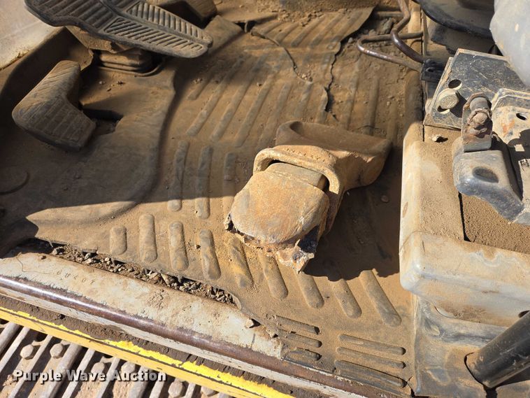 image for item EB1421 2006 Kobelco SK210LC excavator