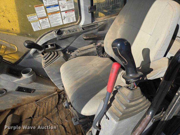 image for item EB1421 2006 Kobelco SK210LC excavator