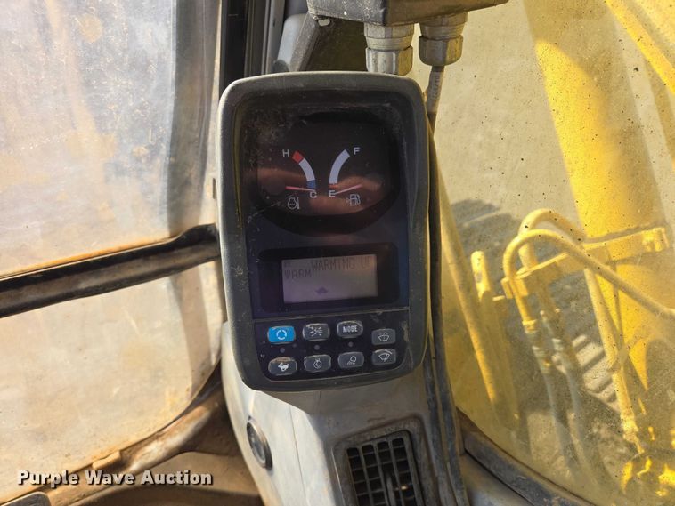 image for item EB1421 2006 Kobelco SK210LC excavator