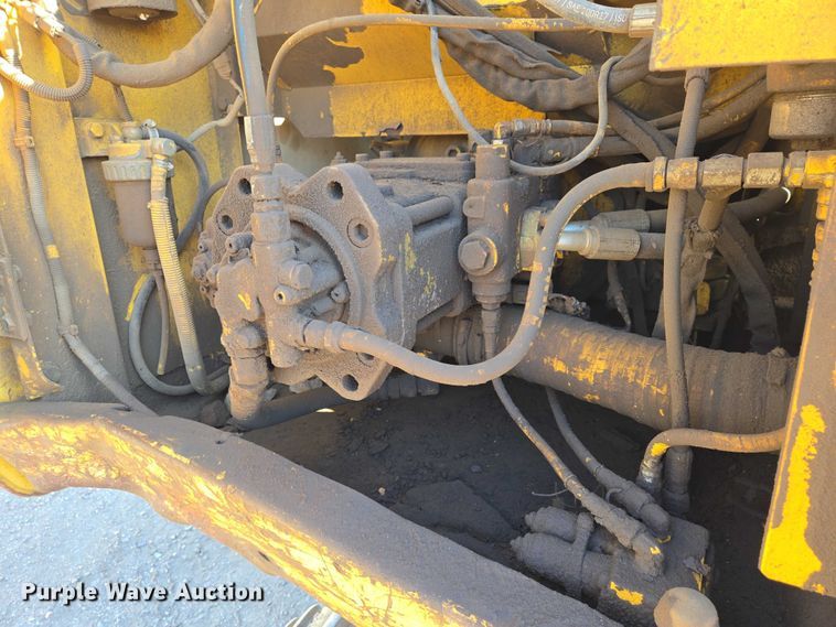 image for item EB1421 2006 Kobelco SK210LC excavator