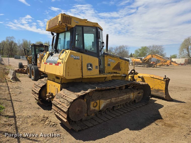 image for item EB1422 2006 John Deere 750J LGP dozer
