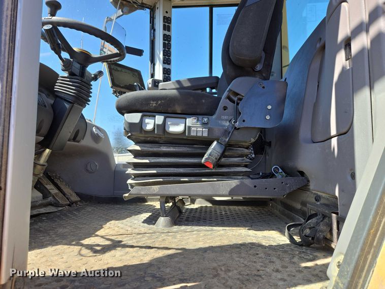 image for item EB1423 Volvo L60H wheel loader