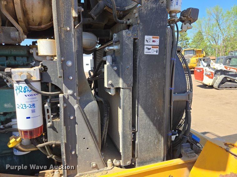 image for item EB1423 Volvo L60H wheel loader
