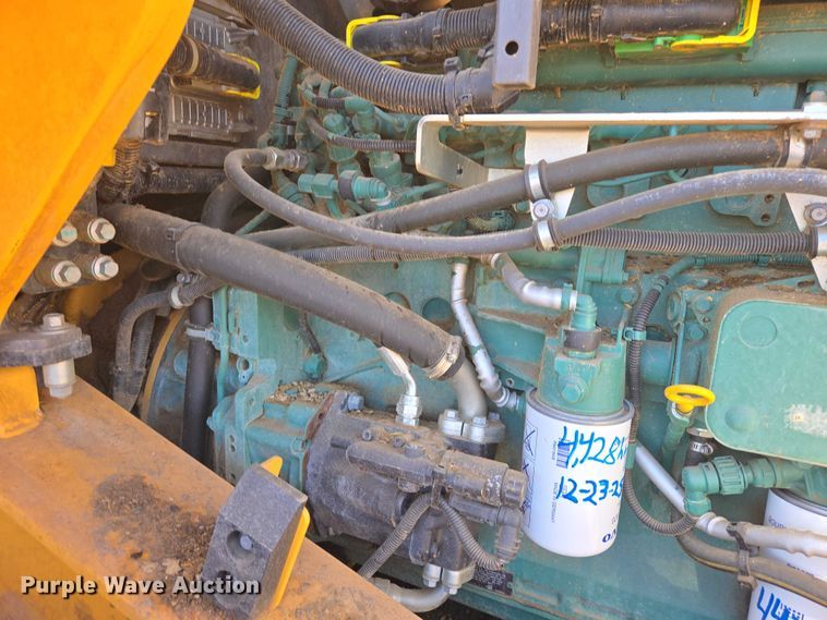 image for item EB1423 Volvo L60H wheel loader