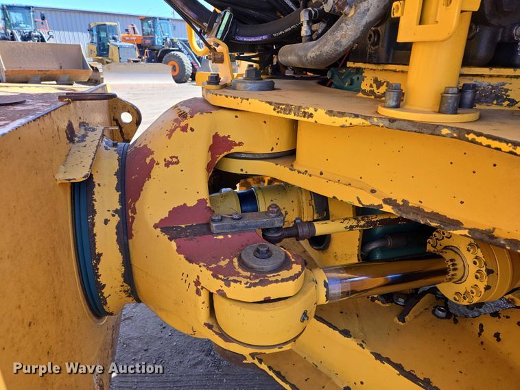 image for item EB1424 2003 Volvo A40D articulated haul truck