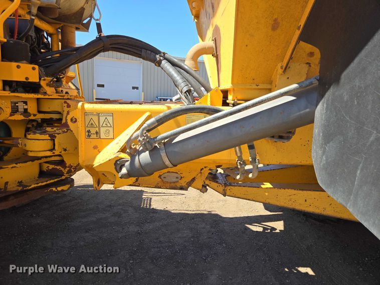 image for item EB1424 2003 Volvo A40D articulated haul truck
