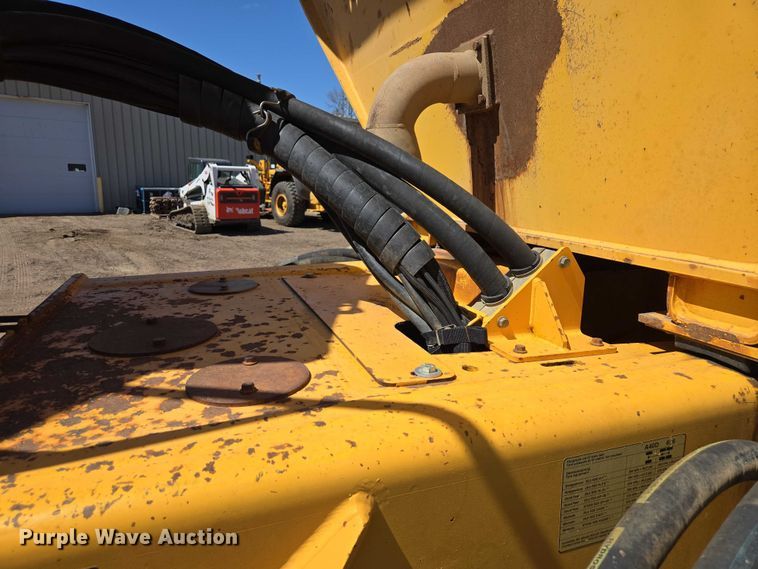 image for item EB1424 2003 Volvo A40D articulated haul truck