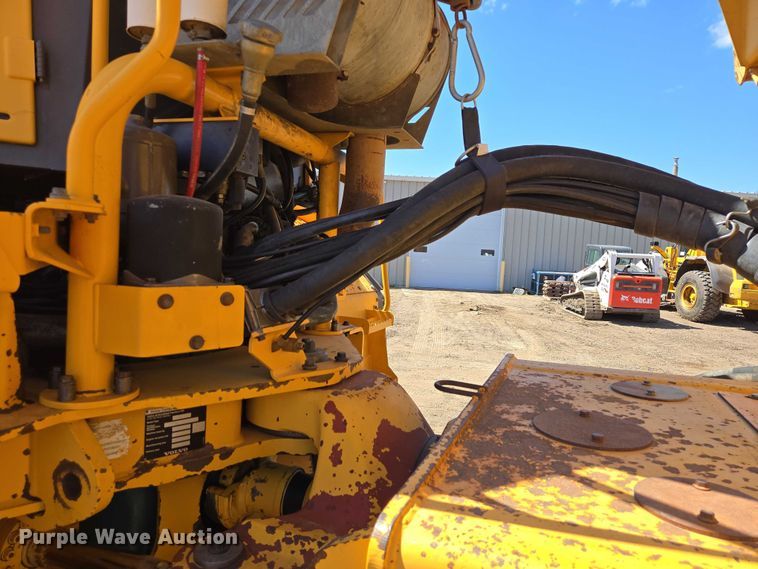 image for item EB1424 2003 Volvo A40D articulated haul truck