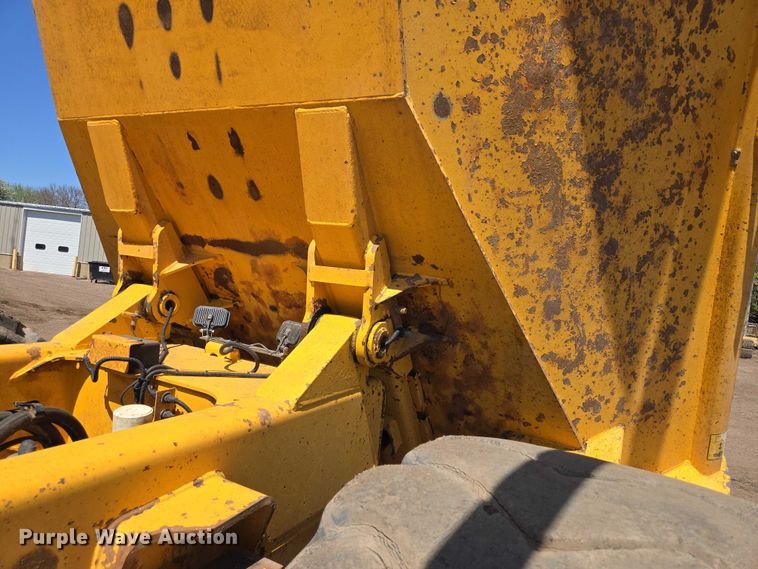 image for item EB1424 2003 Volvo A40D articulated haul truck