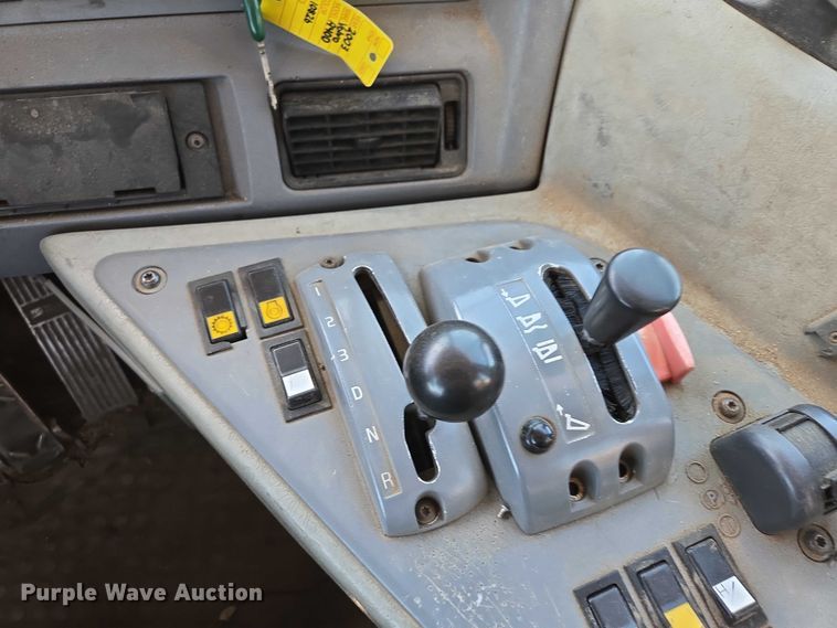 image for item EB1424 2003 Volvo A40D articulated haul truck