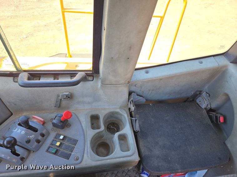 image for item EB1424 2003 Volvo A40D articulated haul truck