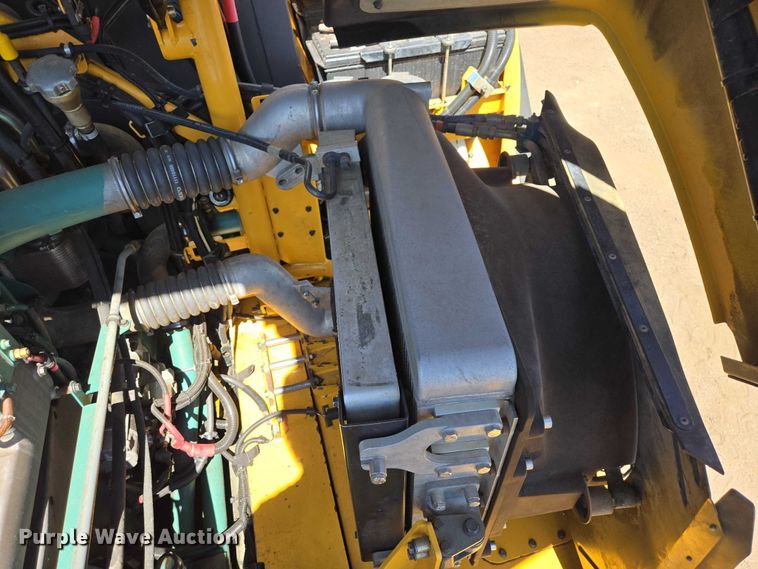 image for item EB1424 2003 Volvo A40D articulated haul truck