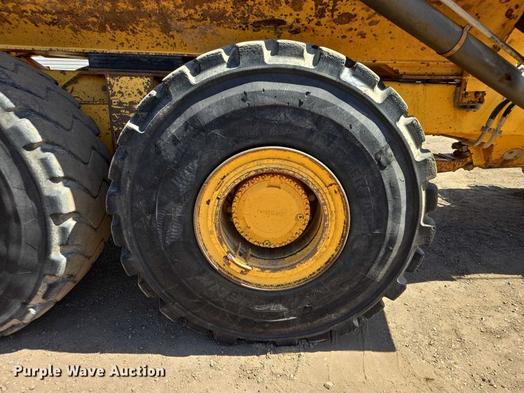 image for item EB1424 2003 Volvo A40D articulated haul truck