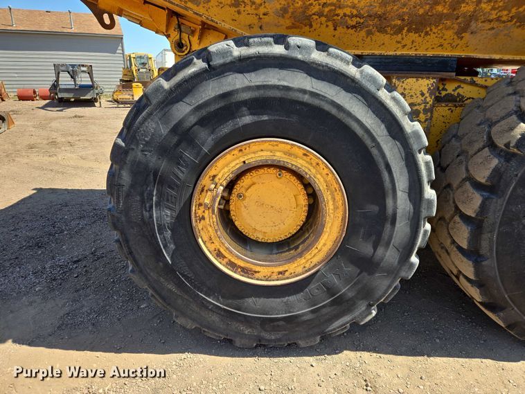 image for item EB1424 2003 Volvo A40D articulated haul truck
