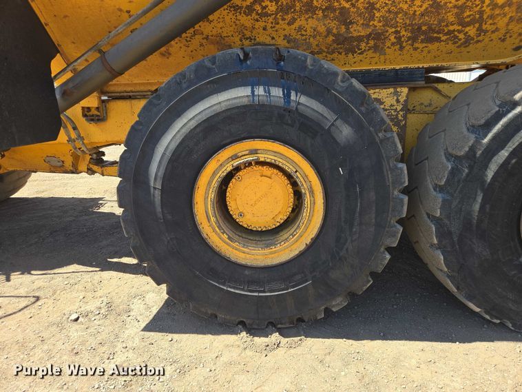 image for item EB1424 2003 Volvo A40D articulated haul truck