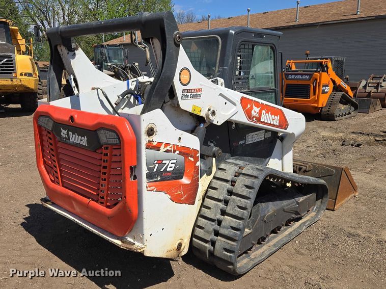 image for item EB1425 2020 Bobcat T76 tracked skid steer loader