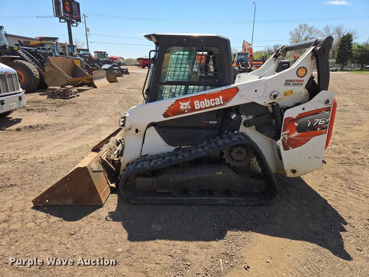 image for item EB1425 2020 Bobcat T76 tracked skid steer loader