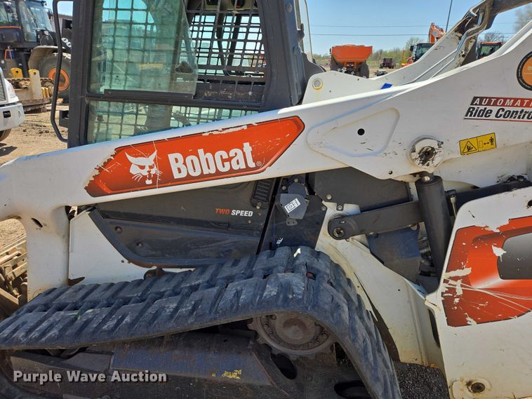 image for item EB1425 2020 Bobcat T76 tracked skid steer loader