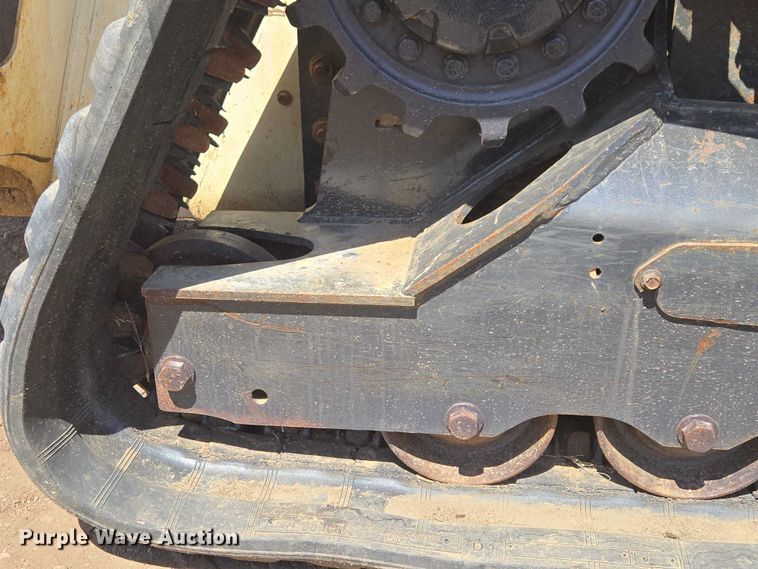 image for item EB1425 2020 Bobcat T76 tracked skid steer loader