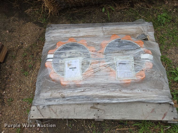image for item EB1426 Gyro-Trac GT-18 XP mulcher