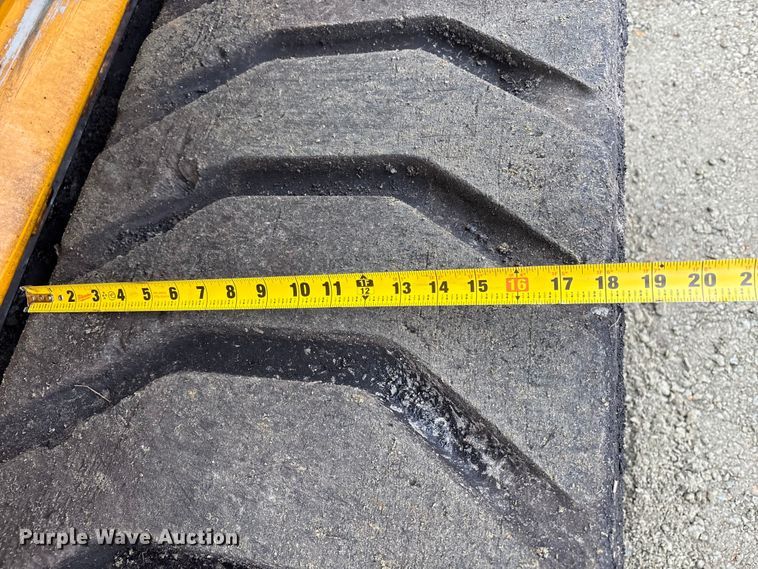 image for item EC8173 1999 Blaw-Knox PF-5510 paver