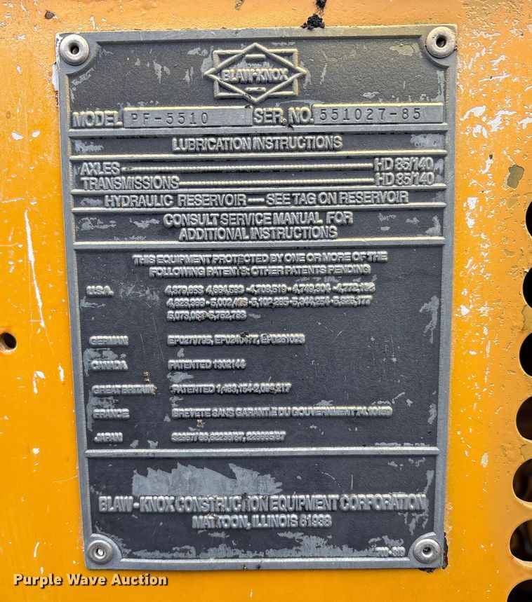 image for item EC8173 1999 Blaw-Knox PF-5510 paver