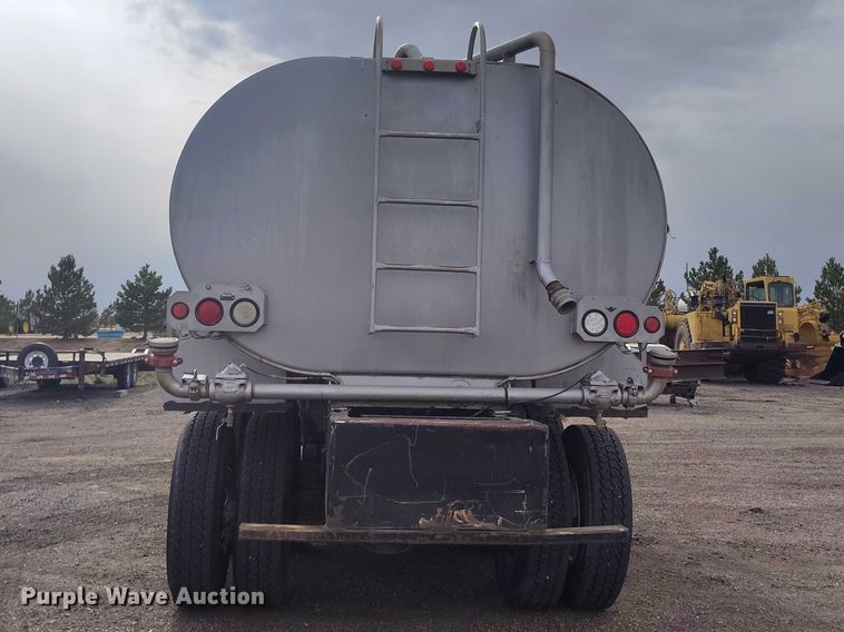 image for item ED0006 2007 Sterling LW4000 WT tank truck