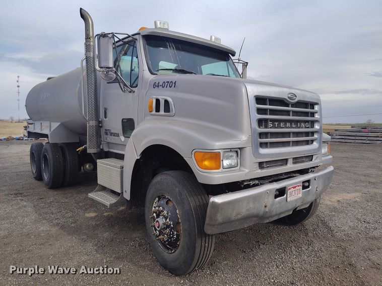 image for item ED0006 2007 Sterling LW4000 WT tank truck