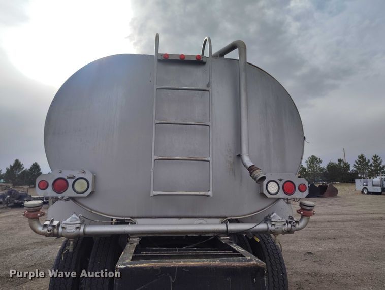 image for item ED0006 2007 Sterling LW4000 WT tank truck
