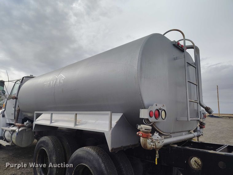 image for item ED0006 2007 Sterling LW4000 WT tank truck