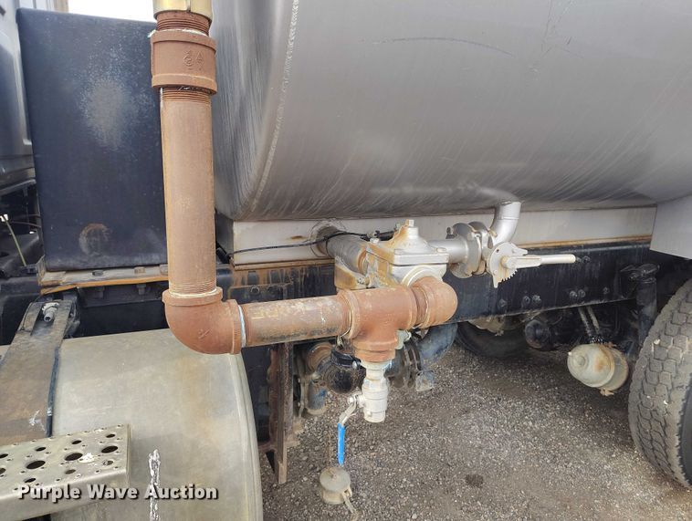 image for item ED0006 2007 Sterling LW4000 WT tank truck