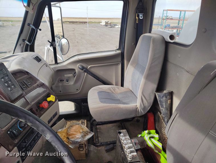 image for item ED0006 2007 Sterling LW4000 WT tank truck