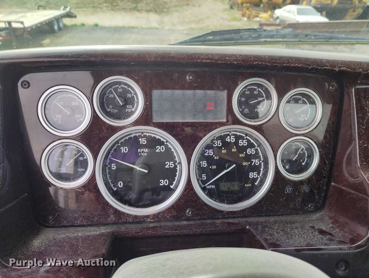 image for item ED0006 2007 Sterling LW4000 WT tank truck