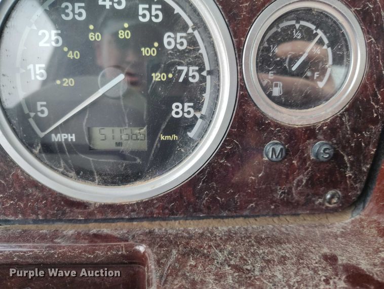 image for item ED0006 2007 Sterling LW4000 WT tank truck