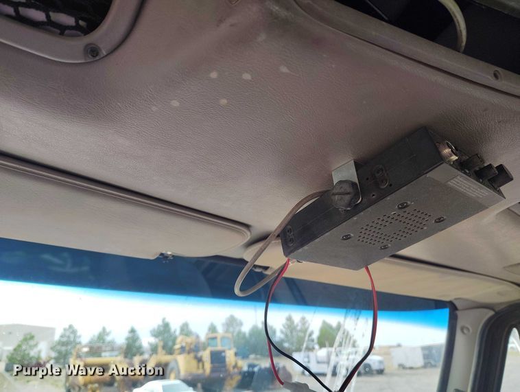 image for item ED0006 2007 Sterling LW4000 WT tank truck