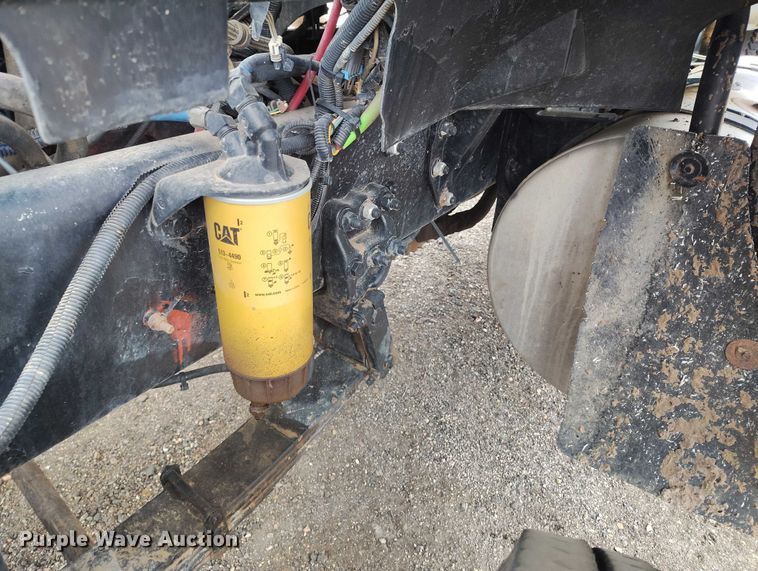 image for item ED0006 2007 Sterling LW4000 WT tank truck