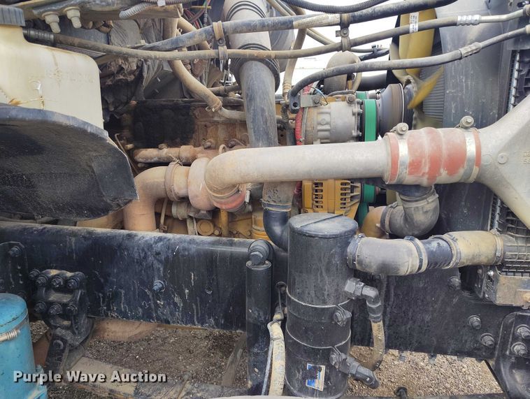 image for item ED0006 2007 Sterling LW4000 WT tank truck