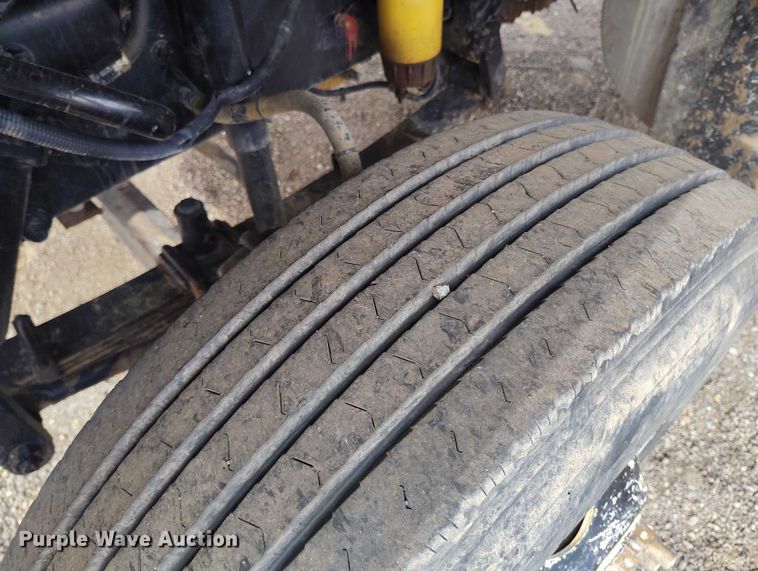 image for item ED0006 2007 Sterling LW4000 WT tank truck