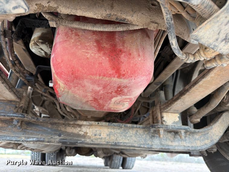image for item ED5204 2013 Freightliner Cascadia dump truck