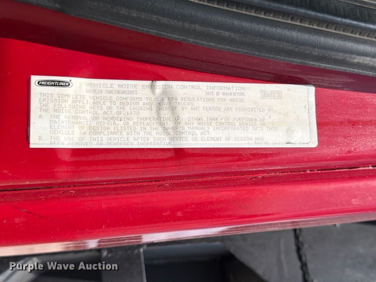 image for item ED5204 2013 Freightliner Cascadia dump truck