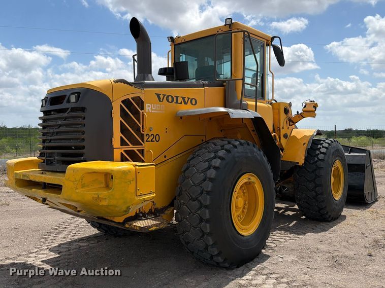 image for item ED5205 2006 Volvo L110E wheel loader
