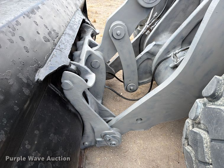 image for item ED5205 2006 Volvo L110E wheel loader