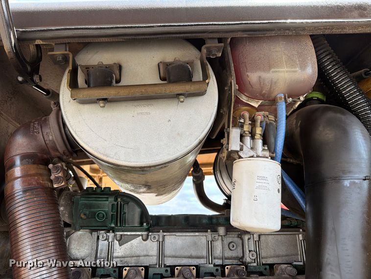 image for item ED5205 2006 Volvo L110E wheel loader