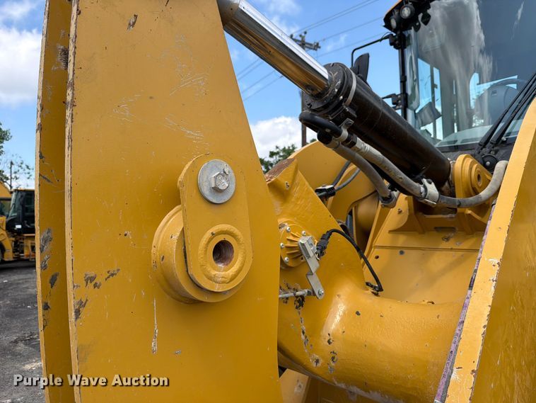 image for item ED5206 2022 Caterpillar 938M wheel loader